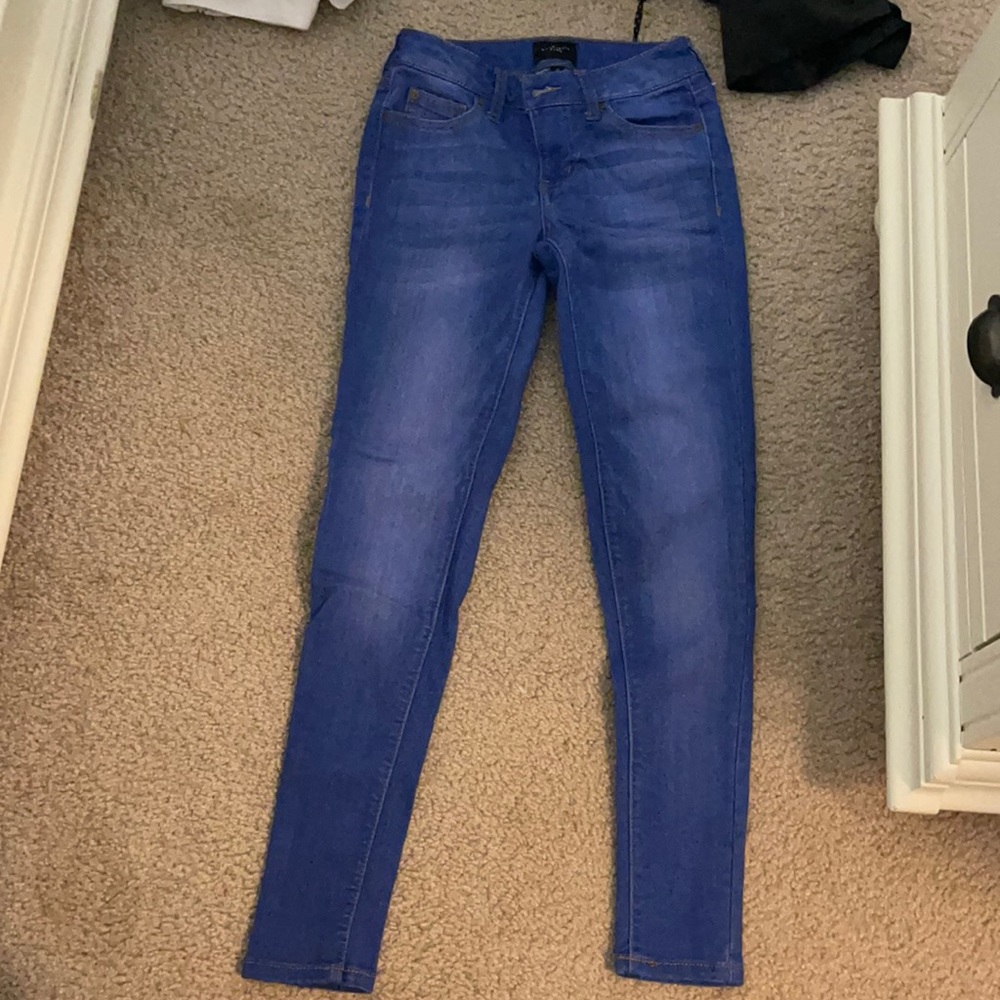 Celebrity pink skinny jeans